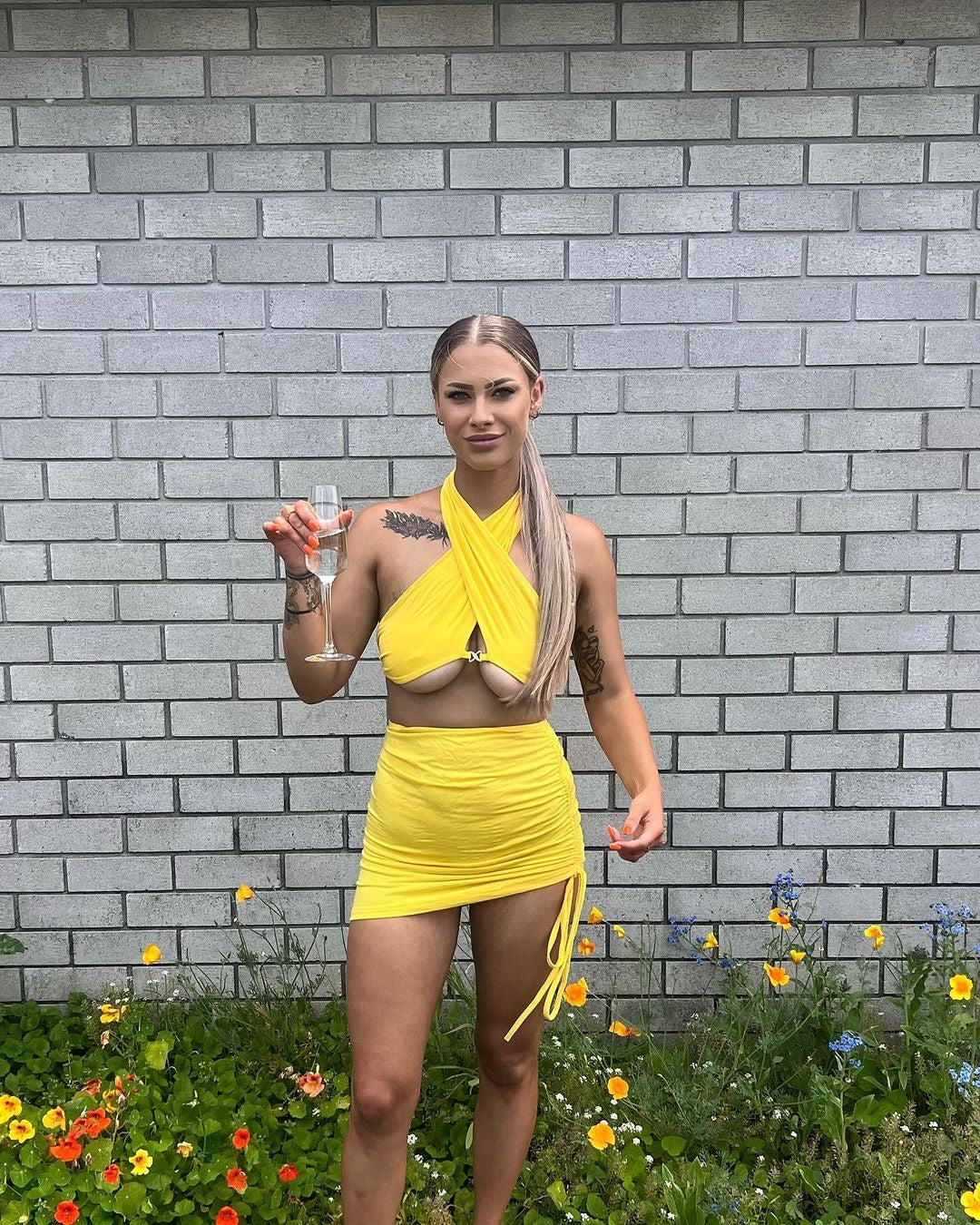 Colbie two piece in yellow